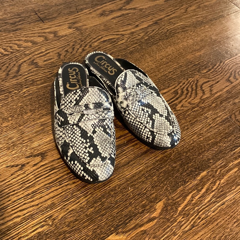Sam Edelman Circus Snakeskin Slides/Side on Loafers